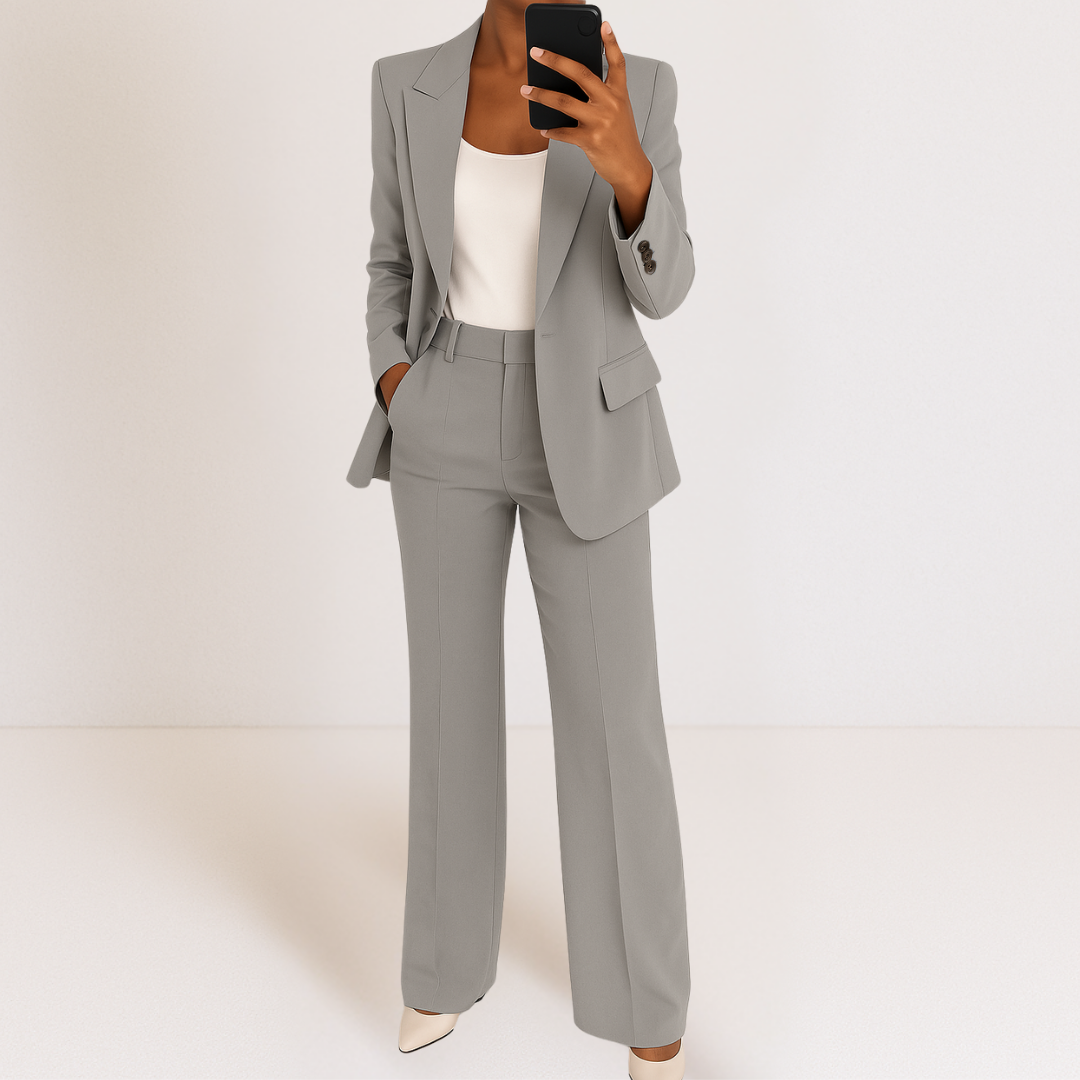 Sundown Style | Classic Two-Piece Women's Suit