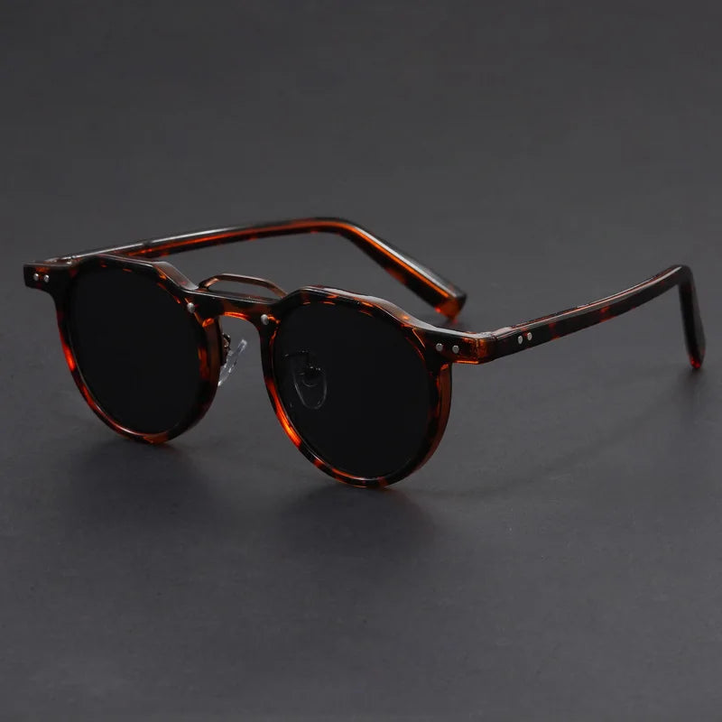 Sundown Style | Timeless Chic Shades