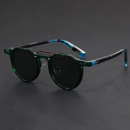 Sundown Style | Timeless Chic Shades